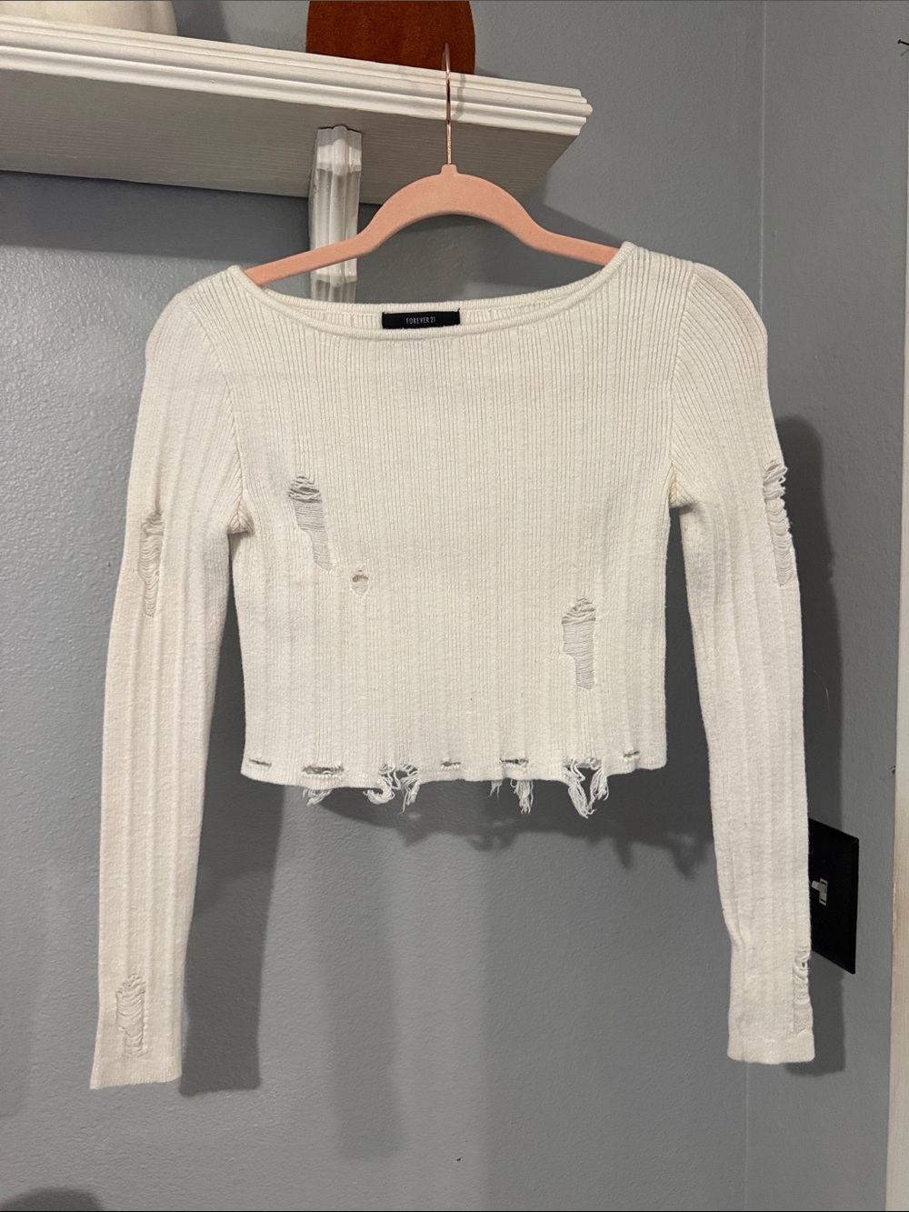Forever 21 White Distressed Ribbed Long Sleeve Crop Top